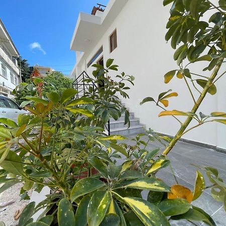 Sun And Sea Apartment Saranda Eksteriør billede