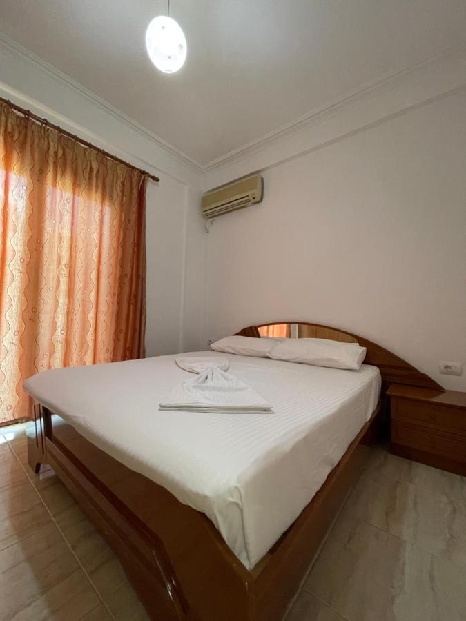 Sun And Sea Apartment Saranda Eksteriør billede