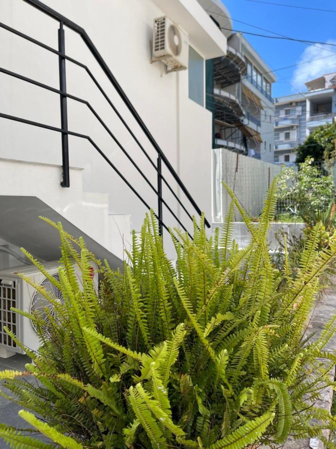 Sun And Sea Apartment Saranda Eksteriør billede