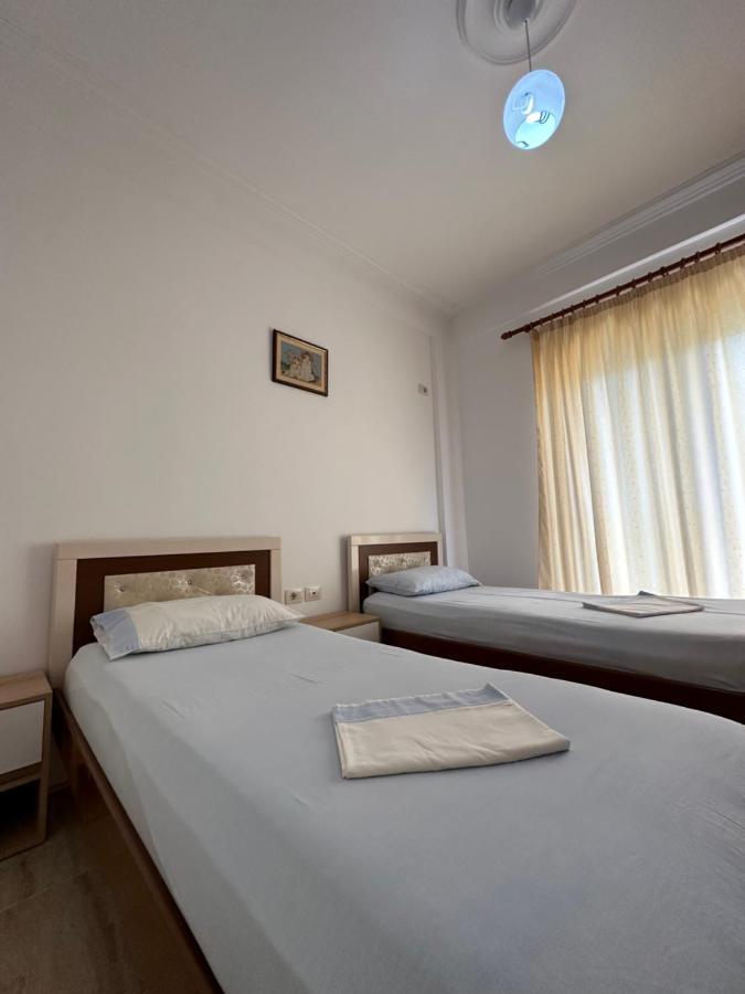 Sun And Sea Apartment Saranda Eksteriør billede