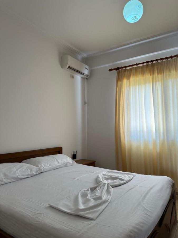 Sun And Sea Apartment Saranda Eksteriør billede
